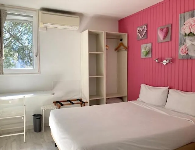 Hotel Le Rialto Parc Des Expositions Le Sequestre